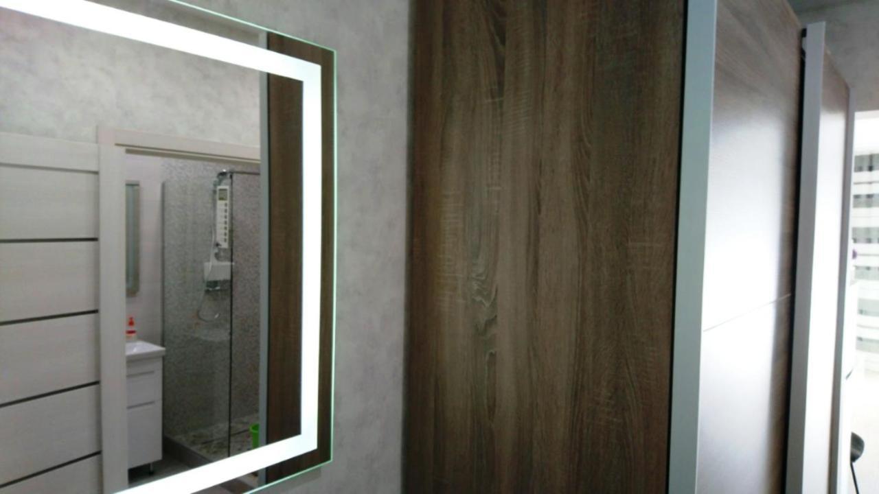 New England Deluxe Apartment Kiev Luaran gambar